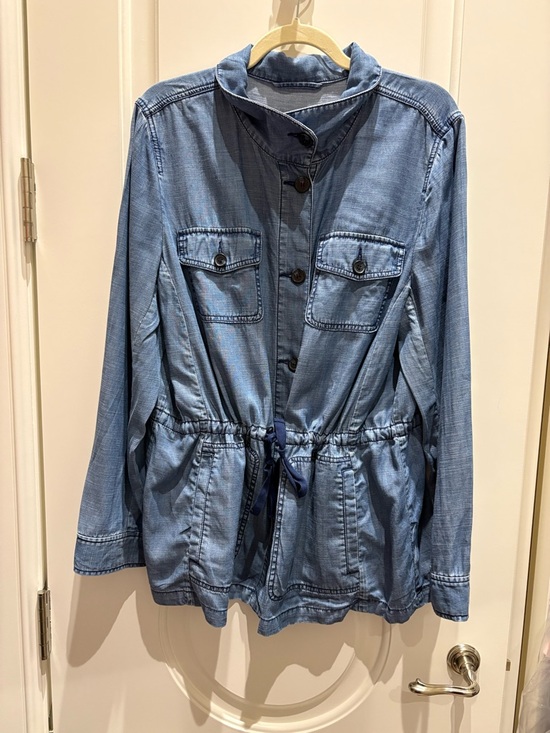 Jackets & Blazers - Denim Utility Jacket with Drawstring Waist - Light Blue